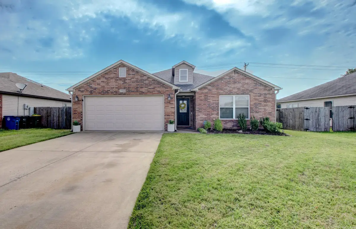 1900 Viburnum St., North Little Rock, AR 72117 - #1