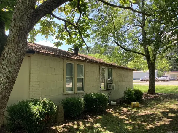 1021 Hwy 24, Prescott, AR 71857