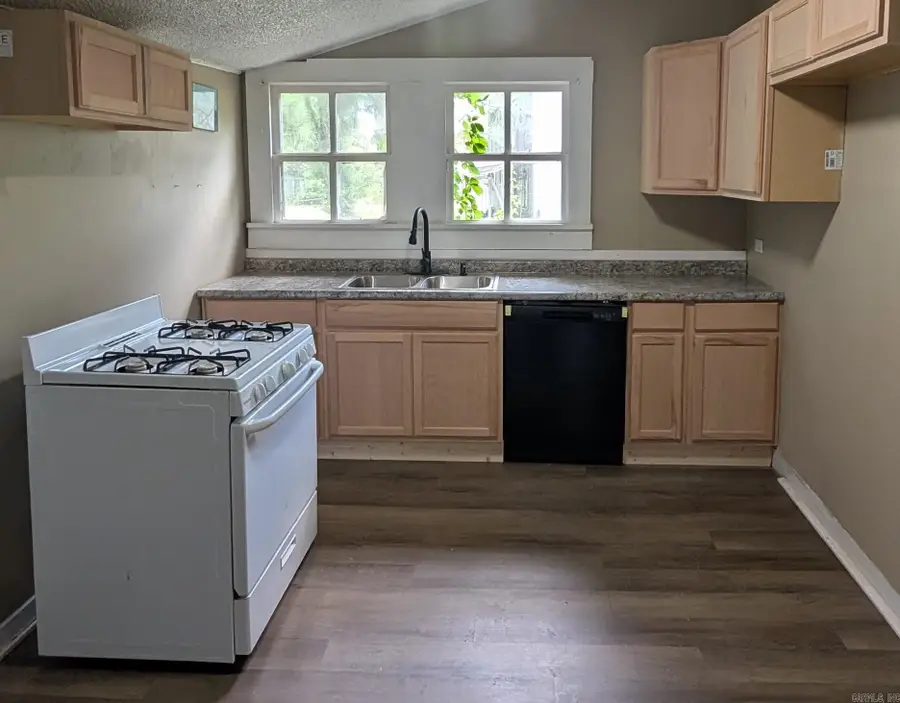 2115 Wright Avenue, Benton, AR 72015 - #3