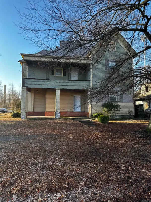 1502 W 2nd Circle, Pine Bluff, AR 71603