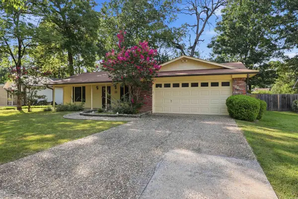 6 Orange Blossom Circle, Little Rock, AR 72210