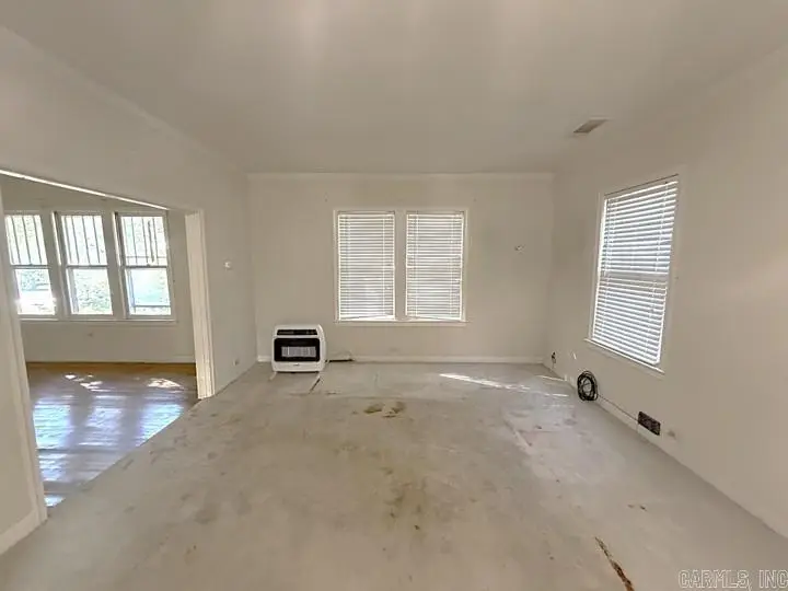 400 E Nichols Street, England, AR 72046 - #2