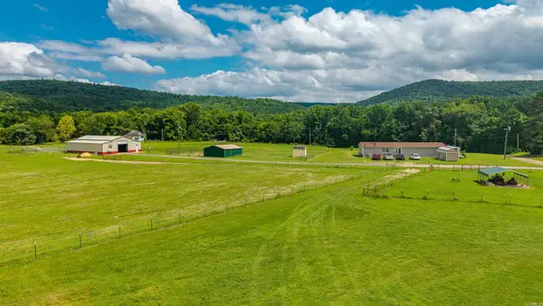 140 Sentinel Road, Mountain Pine, AR 71956