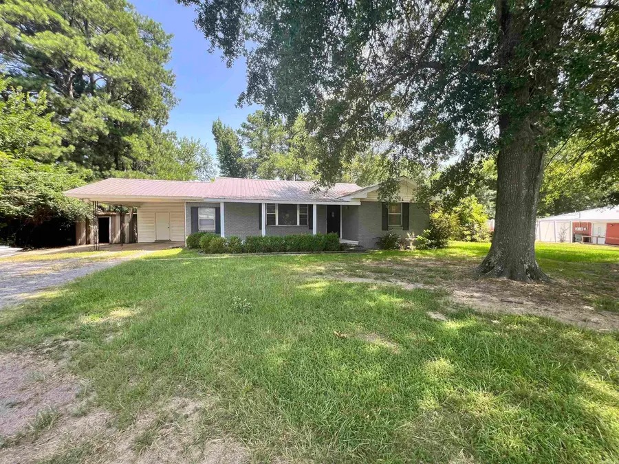 201 E Wiley Street, Star City, AR 71667 - #3