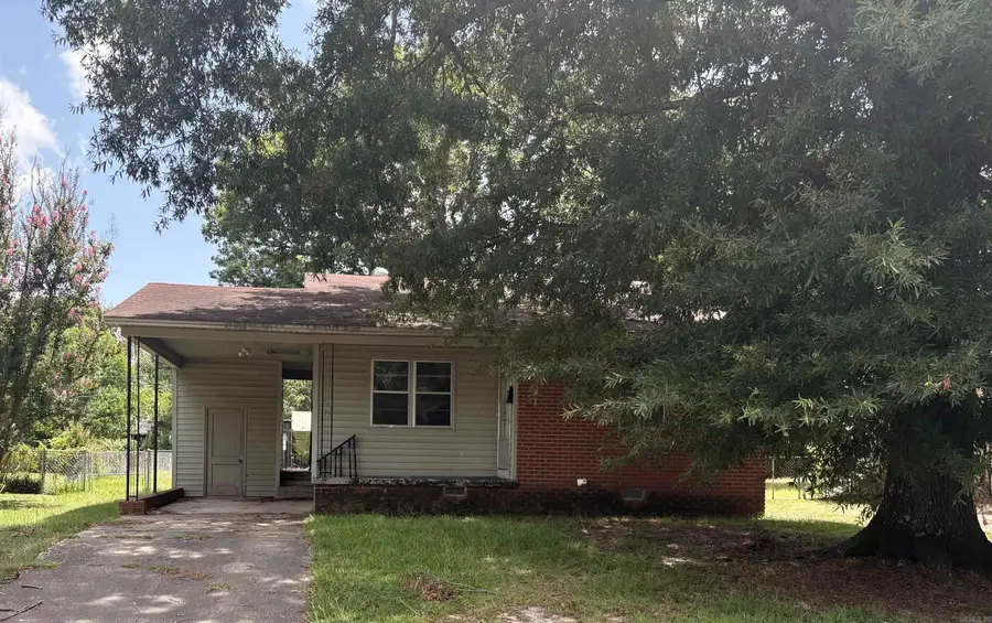 17 N Haley Street, Pine Bluff, AR 71602 - #3