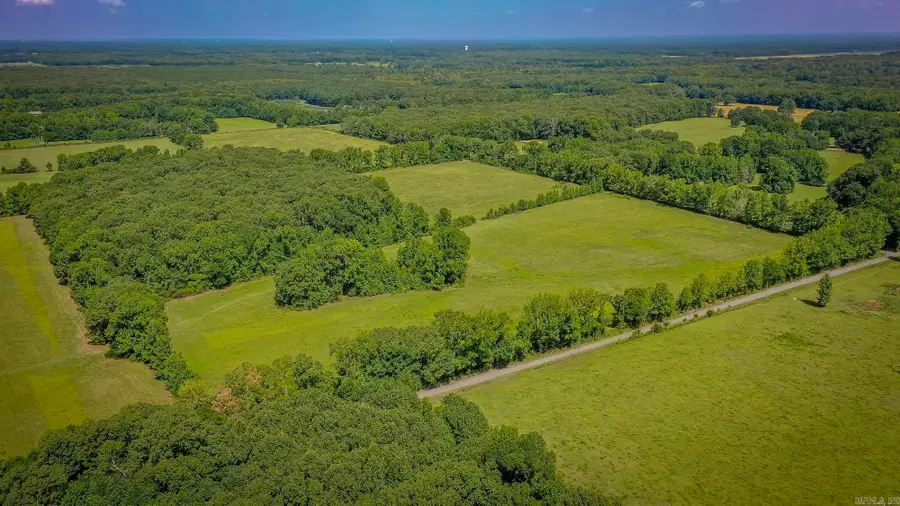 2192 Bethlehem Rd, Lonoke, AR 72086 - #2