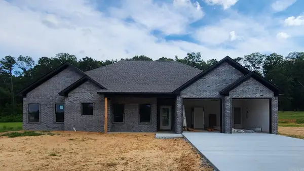 1136 Duke Drive, Bauxite, AR 72011