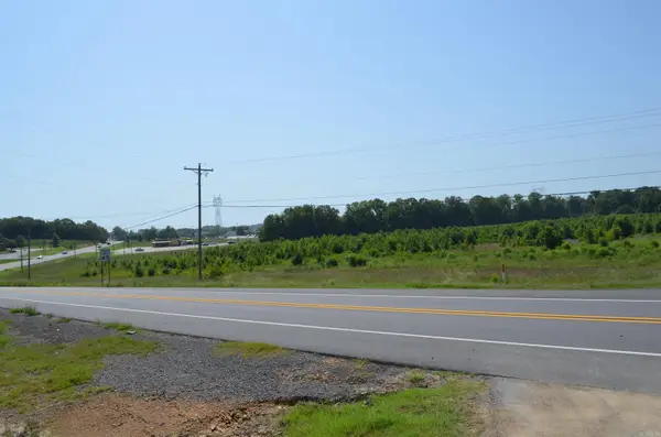 0000 W Main, Cabot, AR 72023