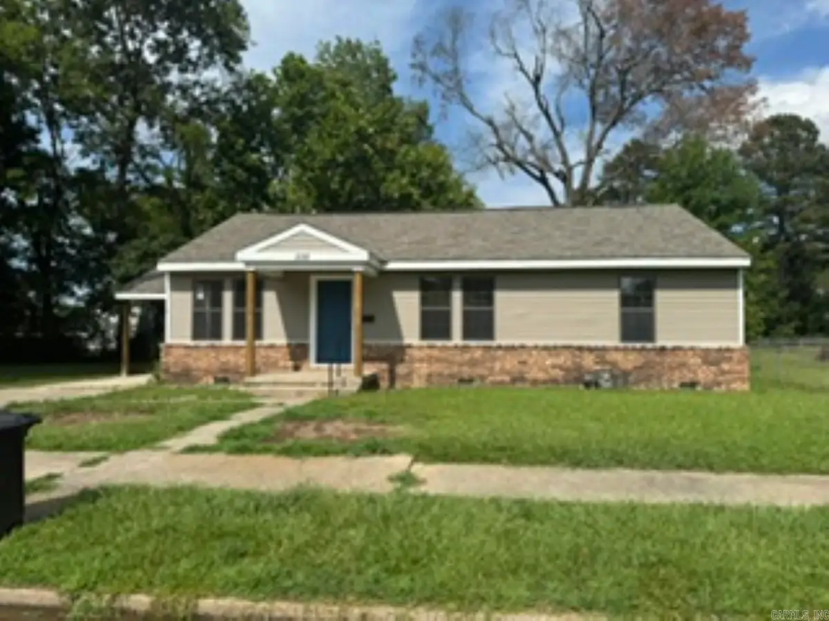 332 E Busbee St, Camden, AR 71701 - #1