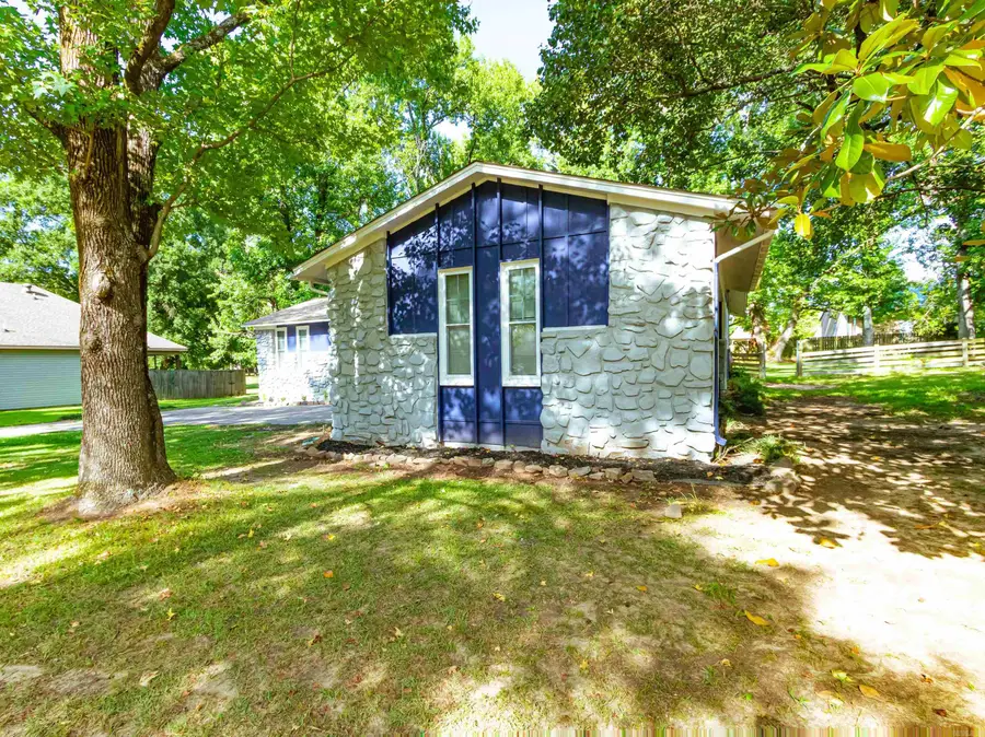 1107 N Jeff Davis Avenue, Jacksonville, AR 72076 - #3