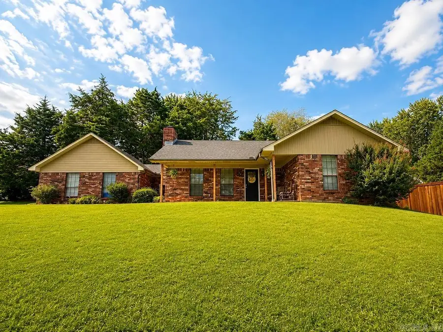 4 Kensington Drive, Conway, AR 72034 - #2