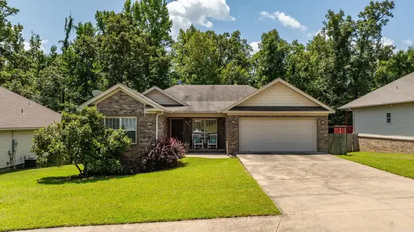 2519 Springhill Village Dr, Bryant, AR 72022