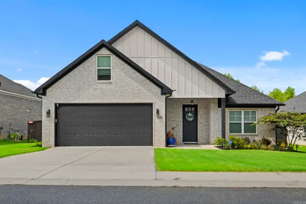 4016 Elizabeth Court, Benton, AR 72019
