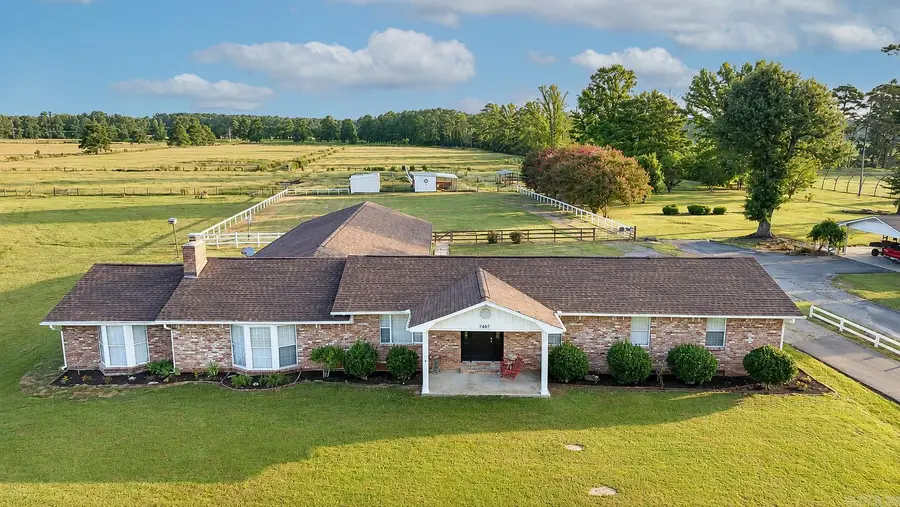 7407 W 13th, Pine Bluff, AR 71602 - #3