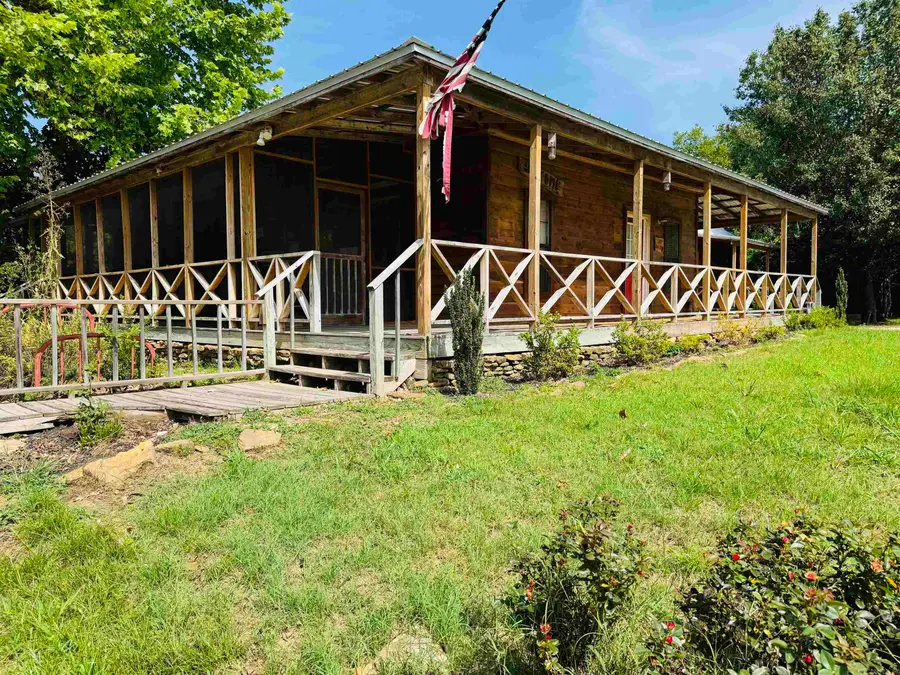 406 Cedar Avenue, Mountain View, AR 72560 - #2