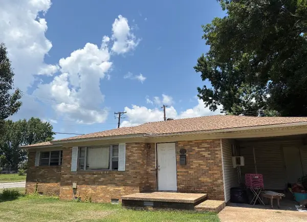 1722 W. Arch Ave, Searcy, AR 72143