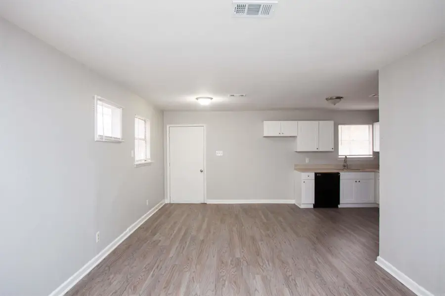 7124 Twin Oaks Rd, Little Rock, AR 72209 - #2