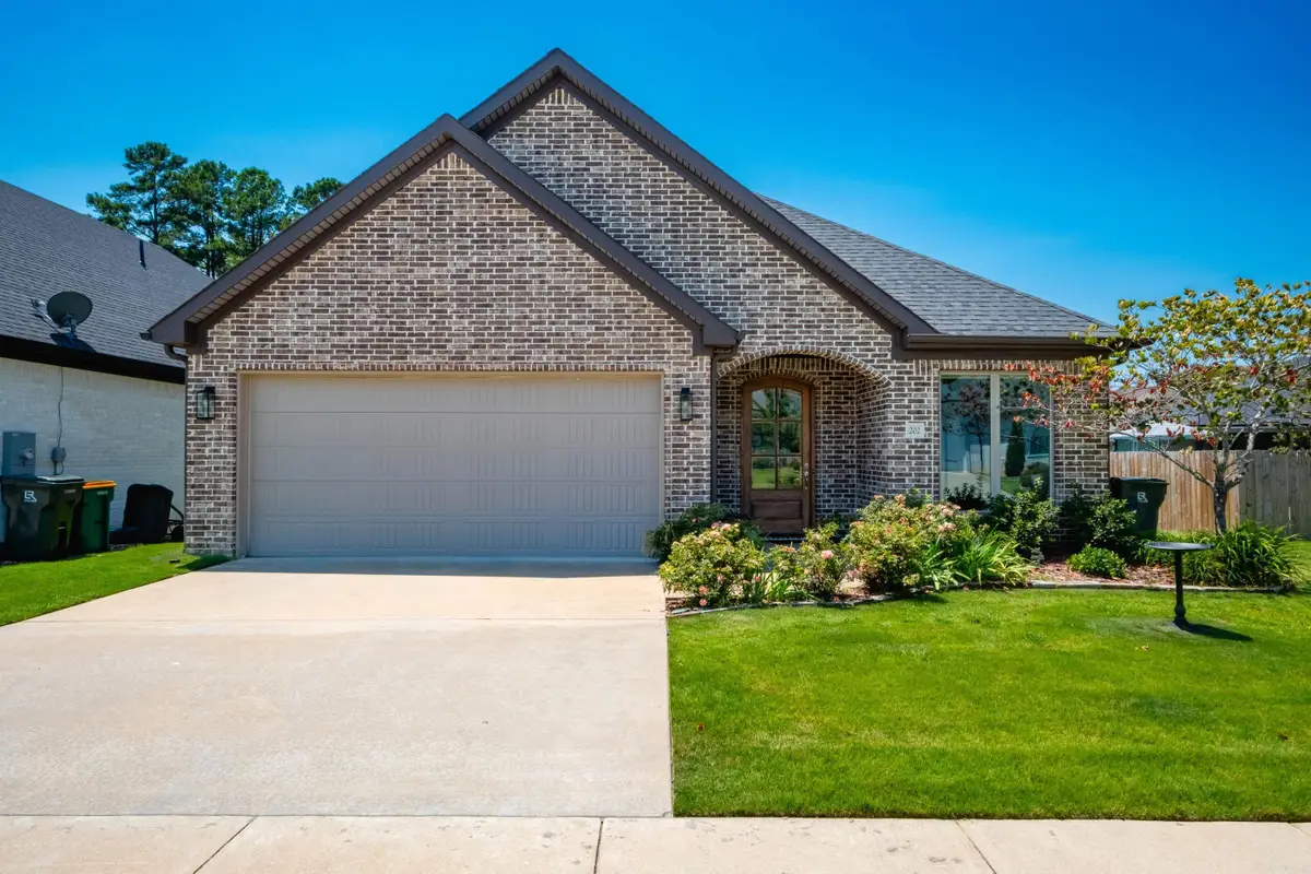 202 Rosemary Way, Little Rock, AR 72223 - #1