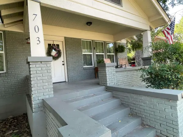 703 N Oak, Morrilton, AR 72110