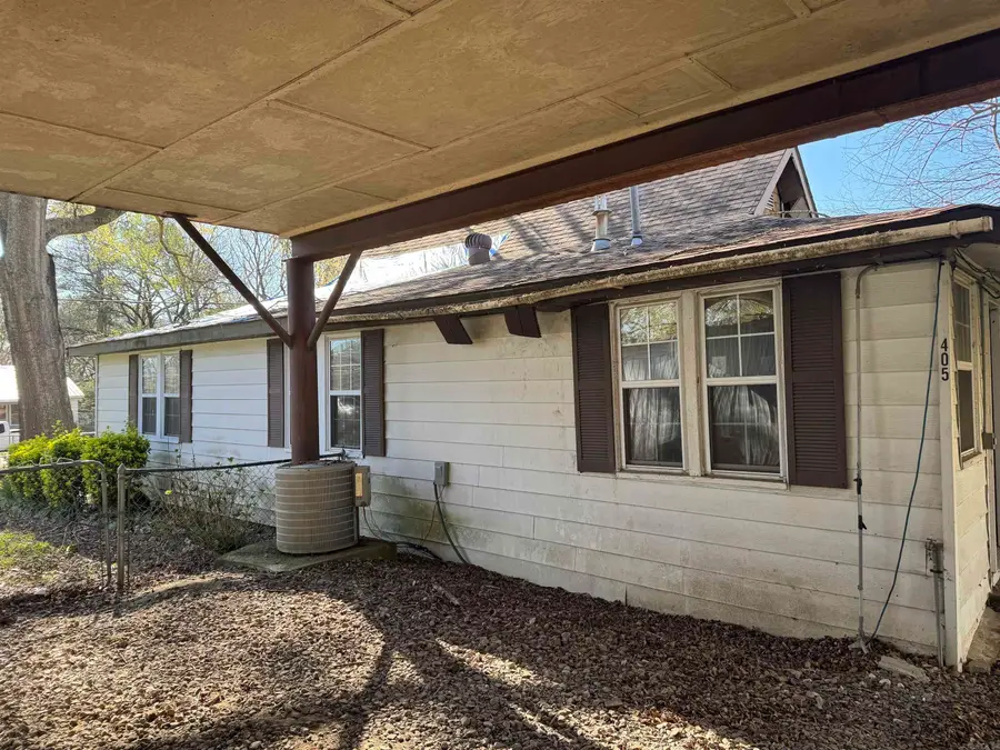 405 N Elm Street, Bald Knob, AR 72010 - #3