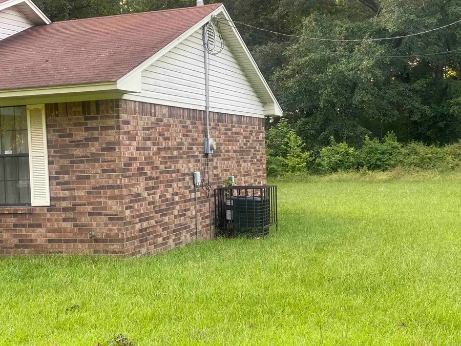 1223 E 28th Avenue, Pine Bluff, AR 71601 - #3