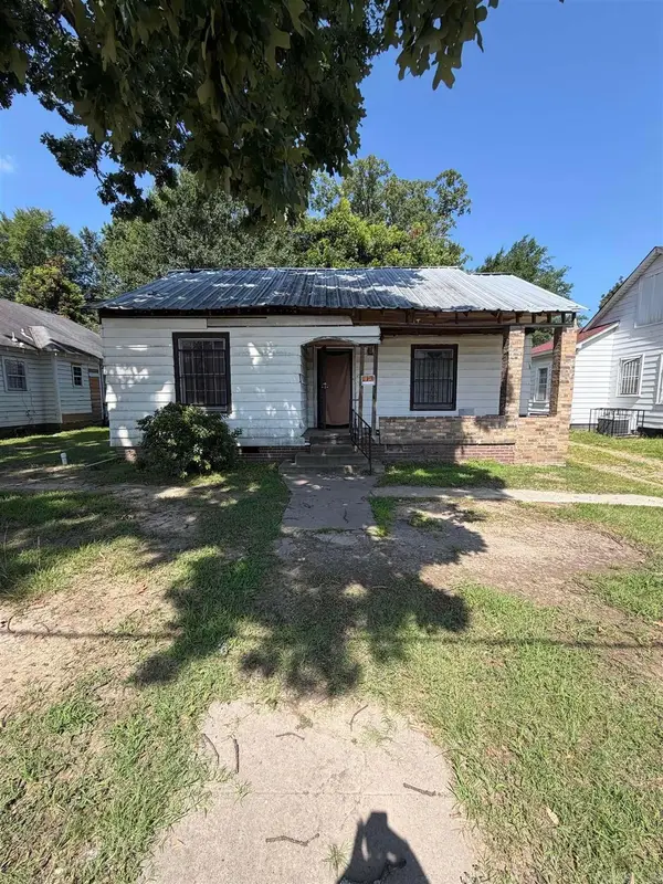 1926 S Olive Street, Pine Bluff, AR 71601