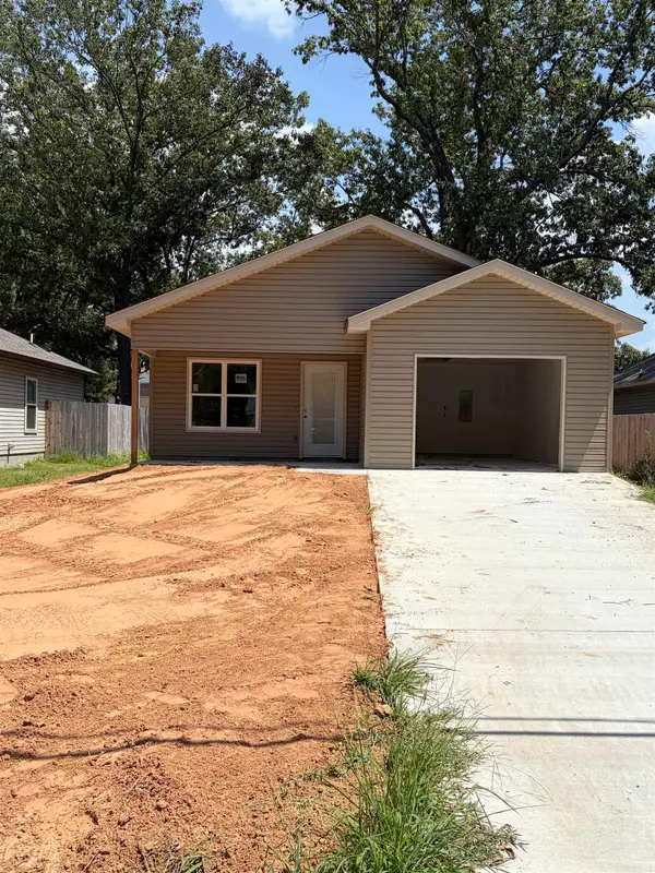 209 N Jackson Street, Cabot, AR 72023