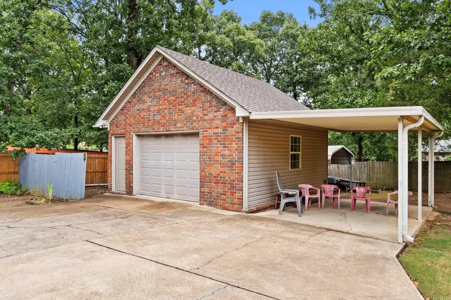 82 Northlake Circle, Conway, AR 72032 - #3