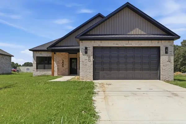 205 E Flordia Street, Beebe, AR 72012
