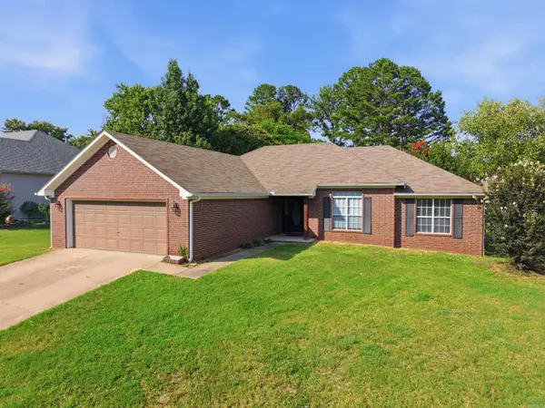 104 Applegate, Conway, AR 72034