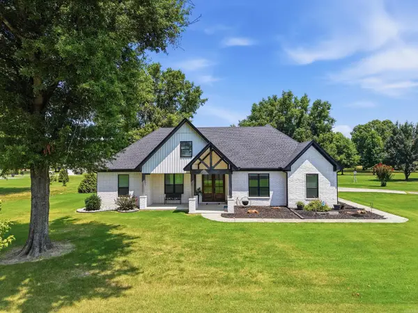 29 Country Meadows Drive, Vilonia, AR 72173