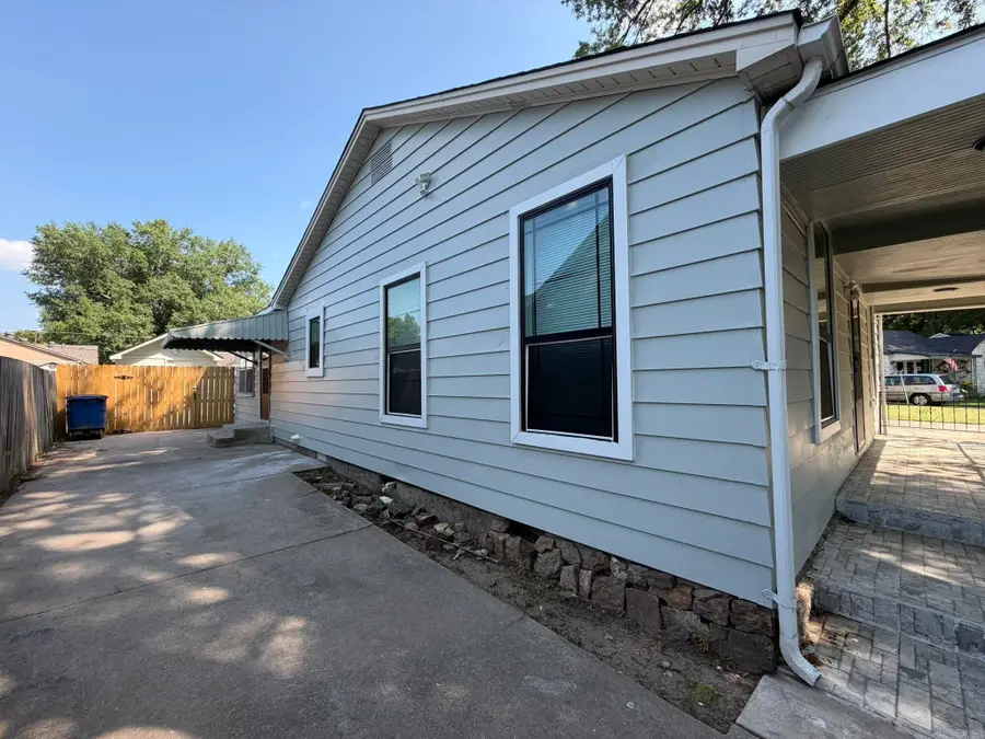 510 Gordon Street, North Little Rock, AR 72117 - #3