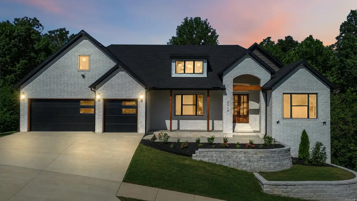 2005 NE Chaucer Street, Bentonville, AR 72712 - #1