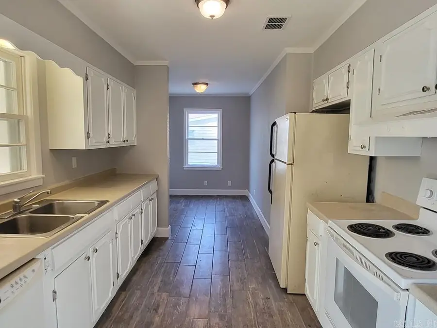 1815 W College Blvd, Jonesboro, AR 72401 - #3