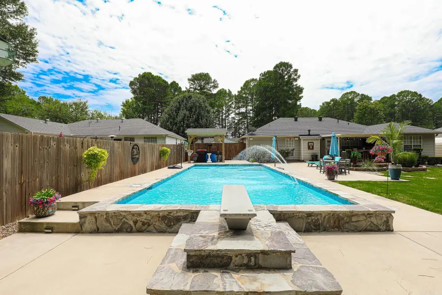 704 Sheffield Drive, Bryant, AR 72022 - #2