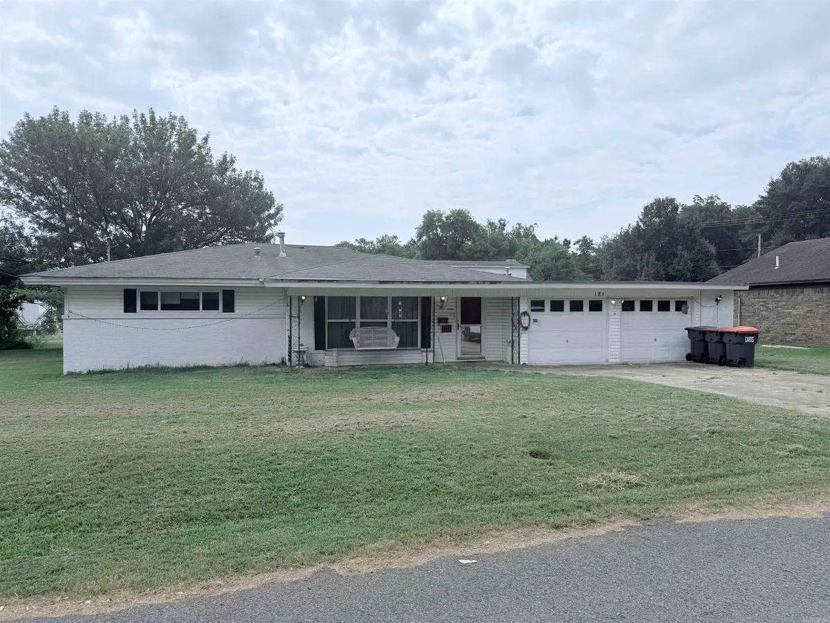 121 S. Laredo Ave., Russellville, AR 72801 - #1