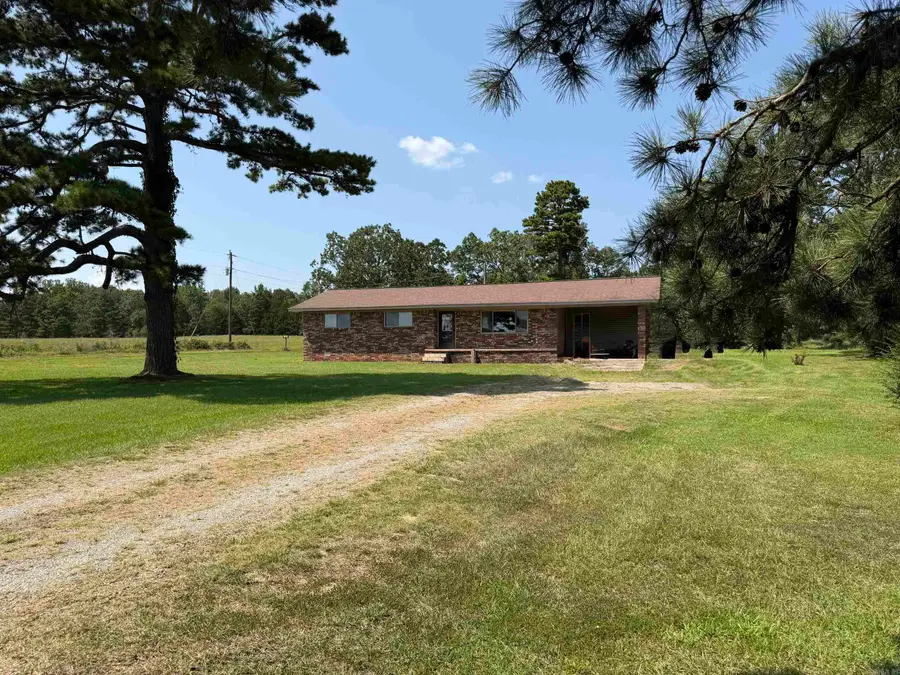 864 Edgemont Rd, Quitman, AR 72131 - #2