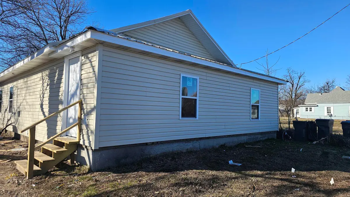 708 S 3rd Street, Paragould, AR 72450 - #1