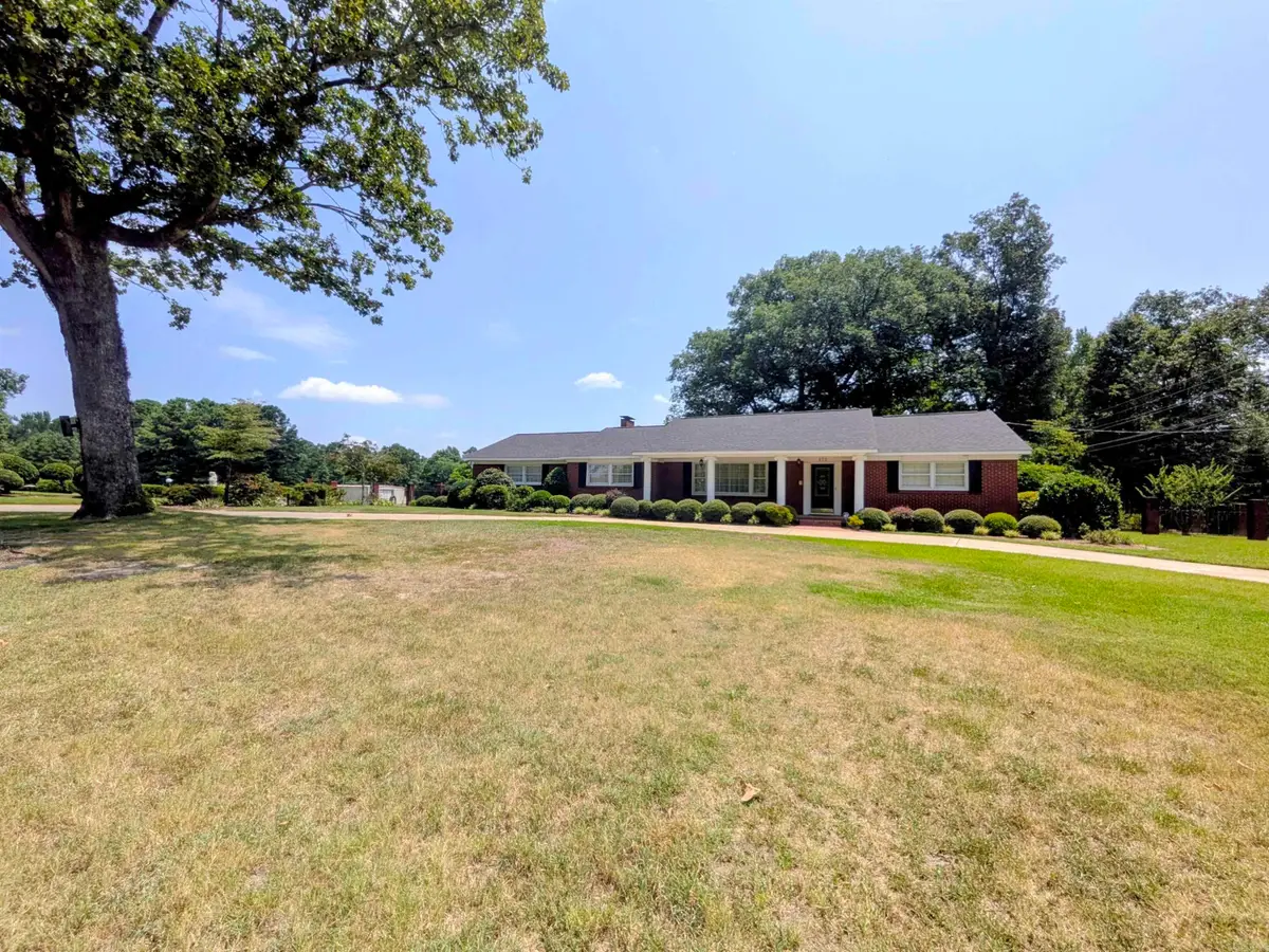 373 Ouachita 133, Camden, AR 71701 - #1