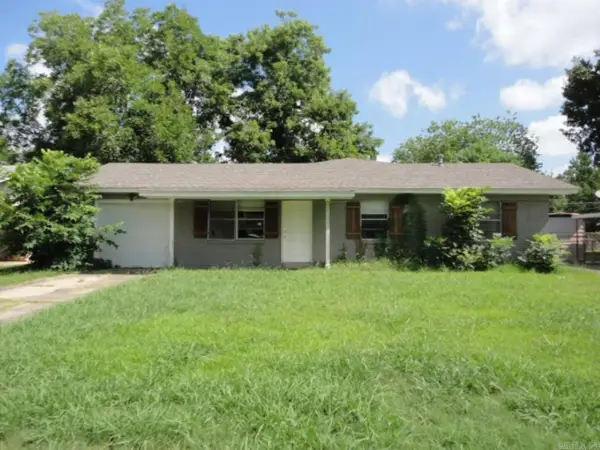 2605 W 37th Avenue, Pine Bluff, AR 71603