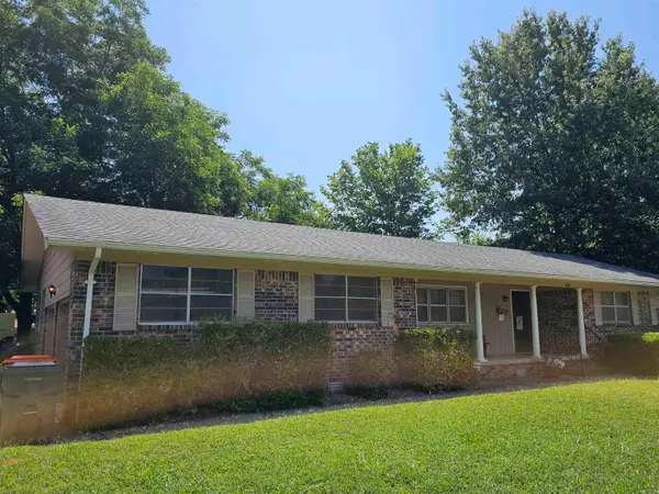 Address Withheld By Seller, Russellville, AR 72801