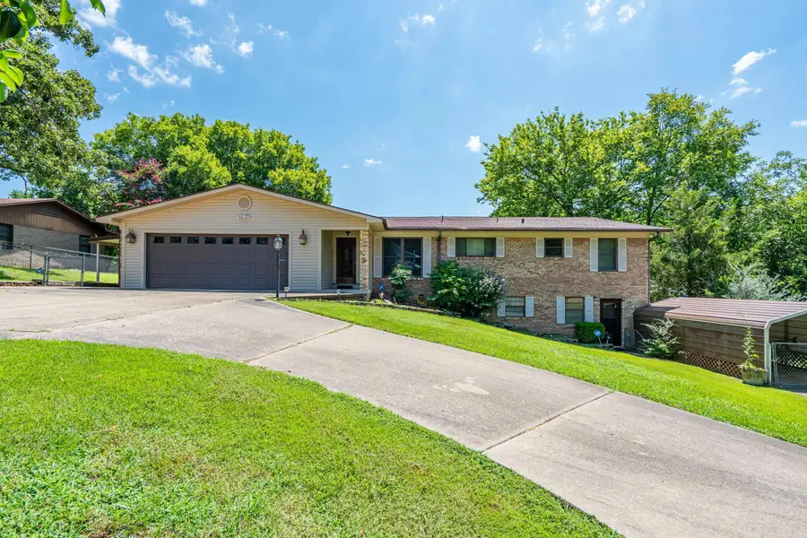 687 Terry Street, Hot Springs, AR 71913 - #2
