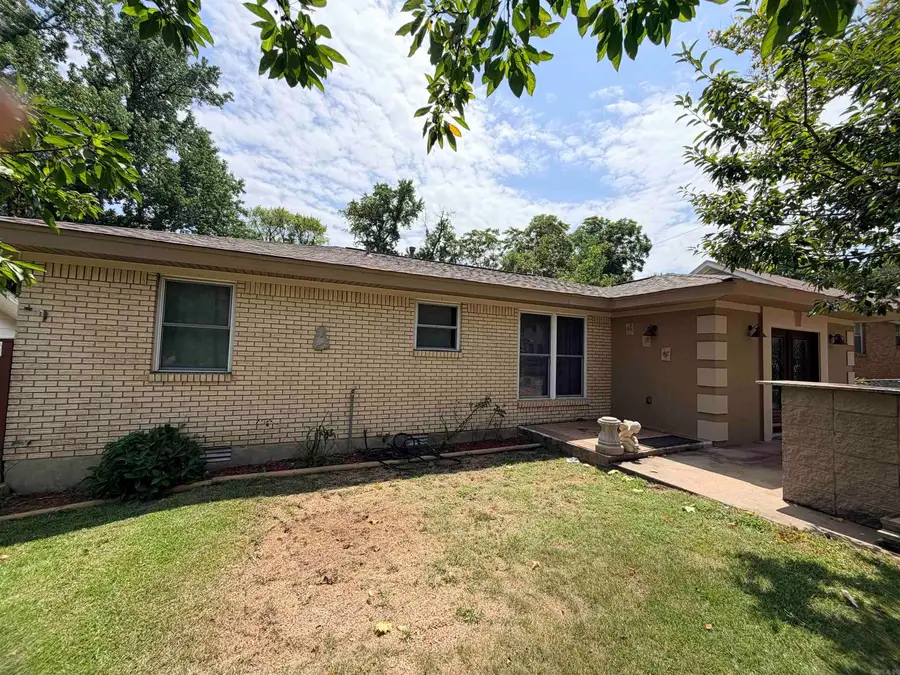 5203 Wycliffe Drive, Little Rock, AR 72209 - #3