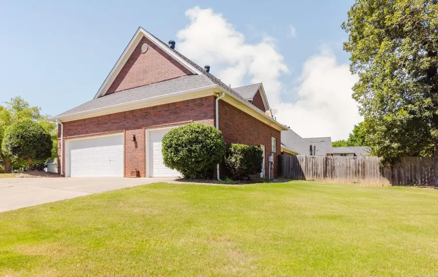 5916 Worth Ave, Benton, AR 72019 - #3