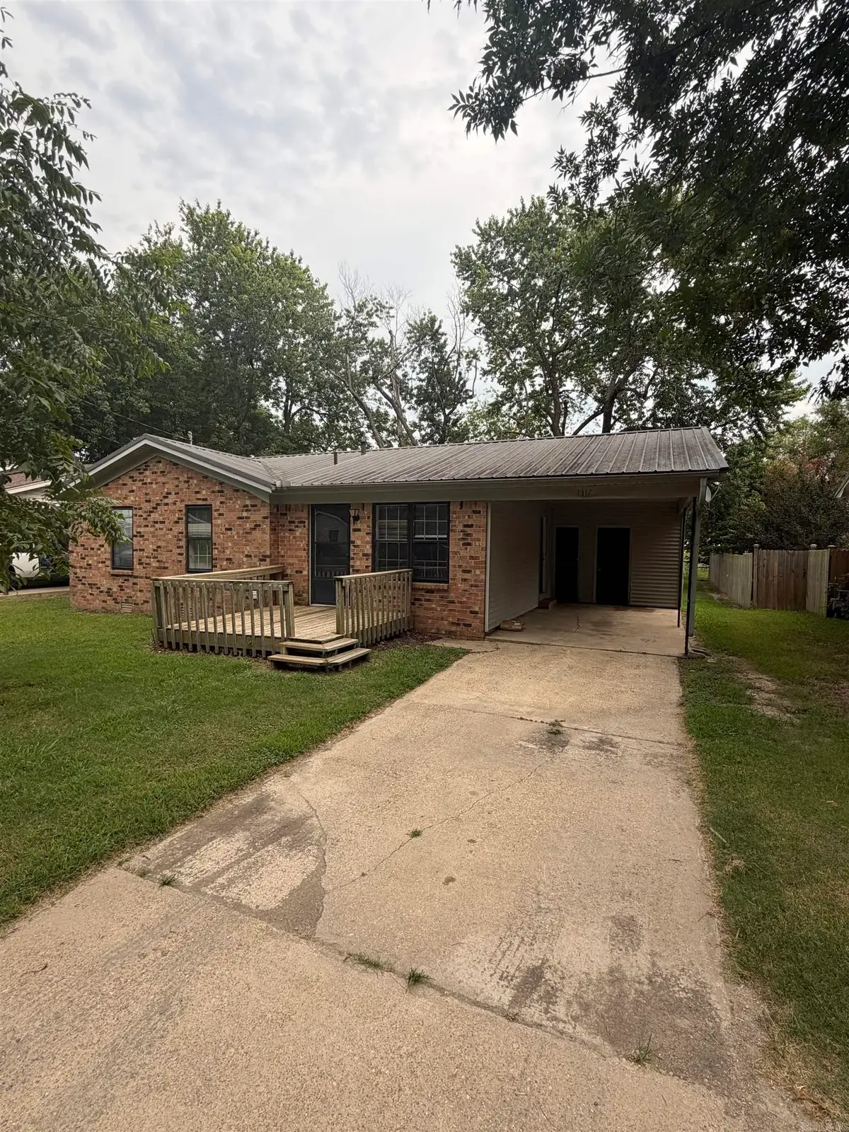 1317 S 6th Street, Paragould, AR 72450 - #1
