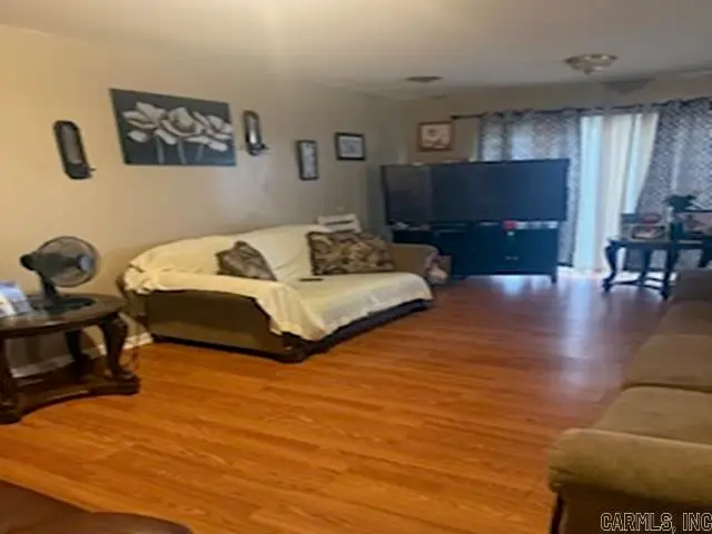 1611 Vaughn St, Pine Bluff, AR 71603 - #3