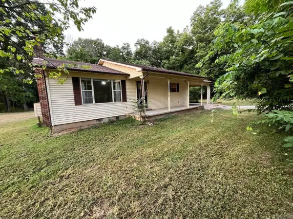 75 Moore Avenue, Batesville, AR 72501