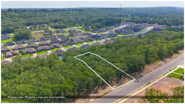 1069 Fern Ridge Rd, Sherwood, AR 72120