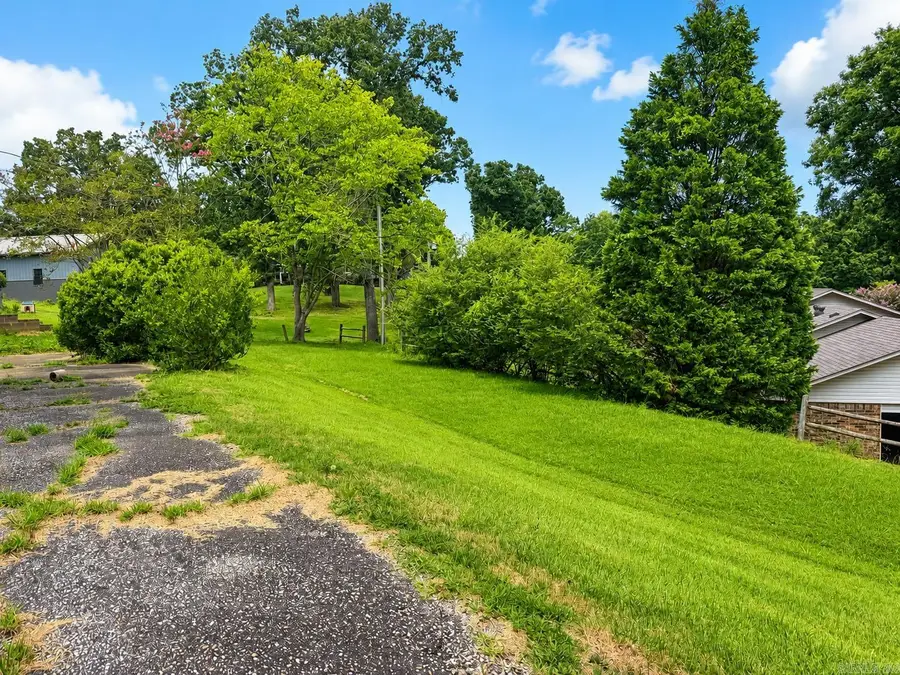 2817 Southgate Dr, Malvern, AR 72104 - #3