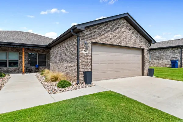 348 Turnberry Court, Mountain Home, AR 72653